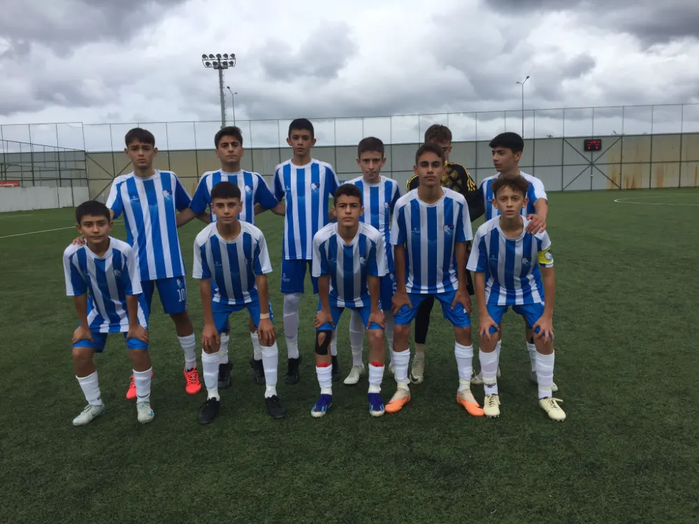 ERZURUM SPOR FK U-16 YAŞ GRUBU KENDİ EVİNDE KAÇAN 2 PUANA ÜZÜLDÜ..