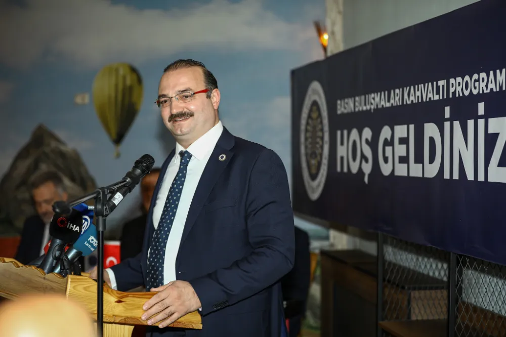 Rektör Hacımüftüoğlu’ndan farklı bir konsültasyon…