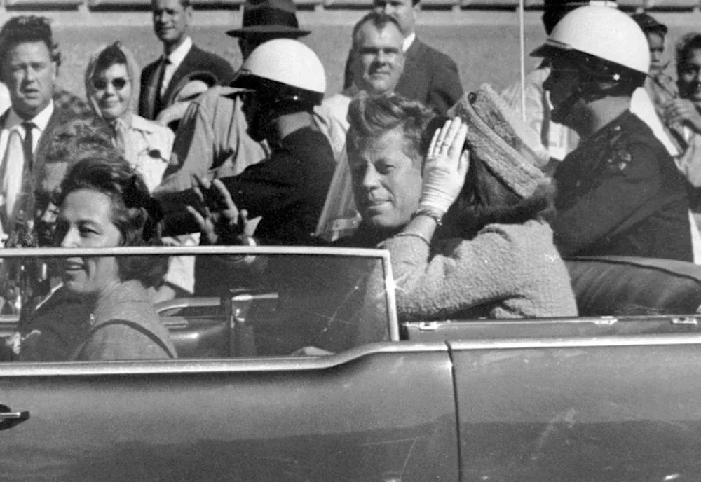 Trump, gizli JFK, RFK ve MLK suikast dosyalarını yayınladı