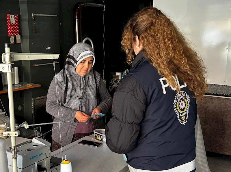 Polis ekipleri esnafları dolandırıcılık ve hırsızlık olaylarına karşı uyardı 