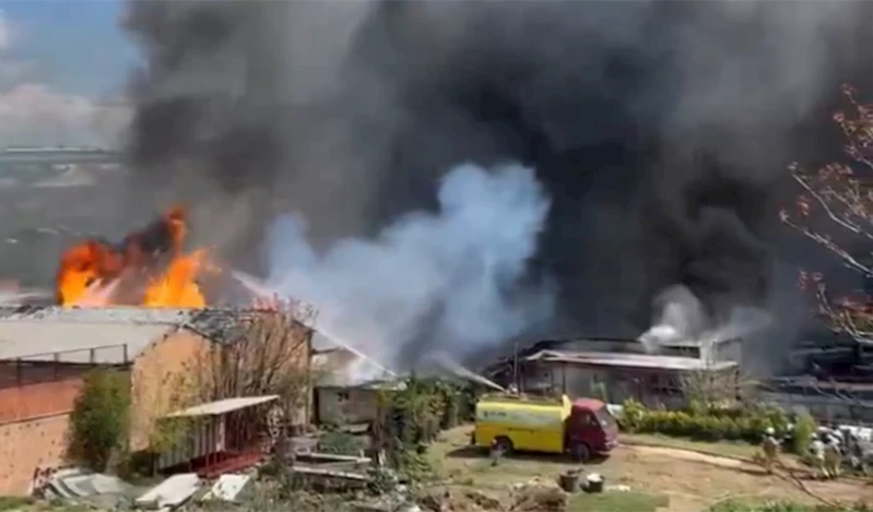 Kimyasal madde deposunda yangın