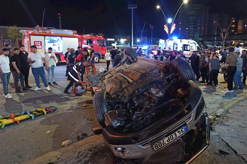 Şanlıurfa’da trafik kazası: 2 ölü, 1 yaralı