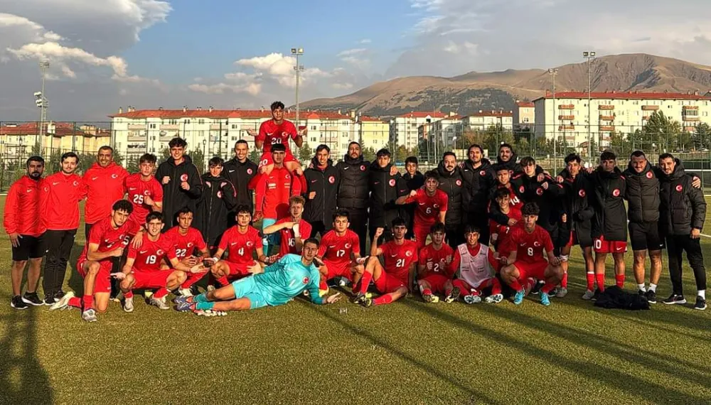 TÜRK DEVLETLERİ FUTBOL TURNUVASINA MİLLİLERİMİZ GÜZEL BİR BAŞLANGIÇ YAPTI