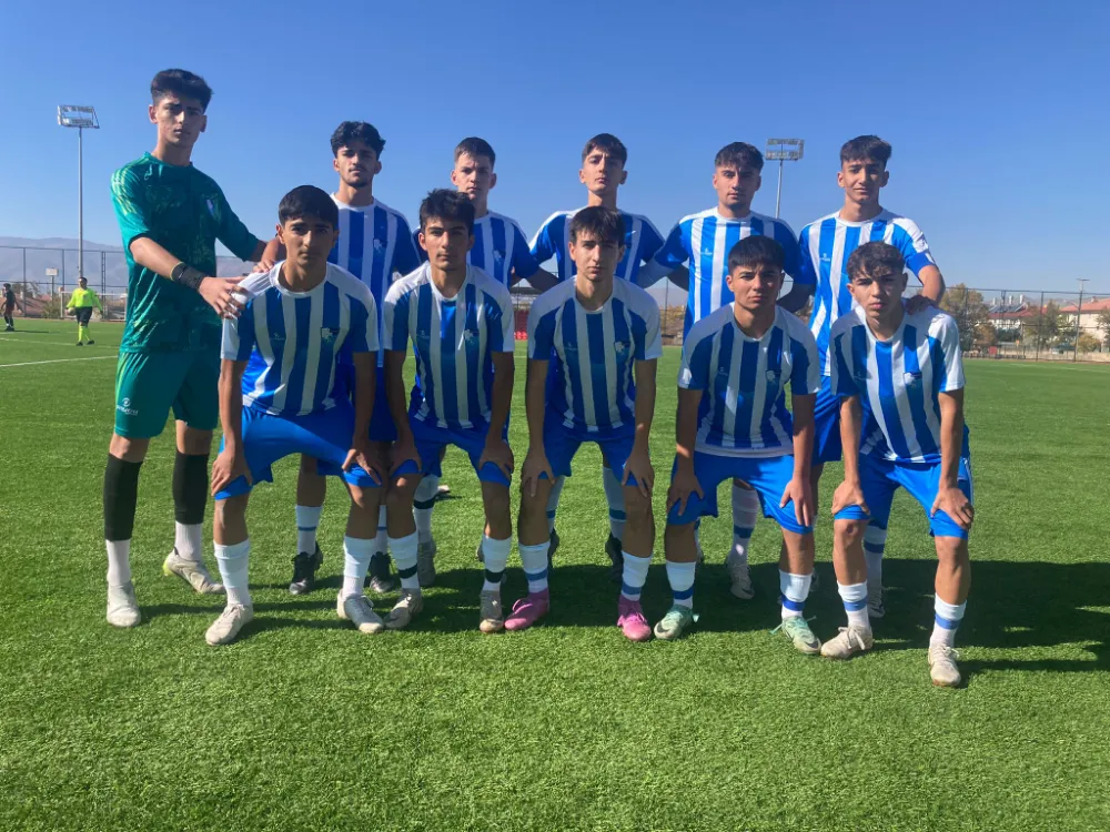 ERZURUM SPOR FK U-17 YAŞ GRUBU LİDERLİĞİNİ DEVAM ETTİRDİ