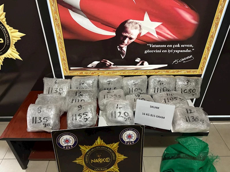 Adıyaman’da araçta yaklaşık 17 kilogram uyuşturucu ele geçirildi: 2 gözaltı 