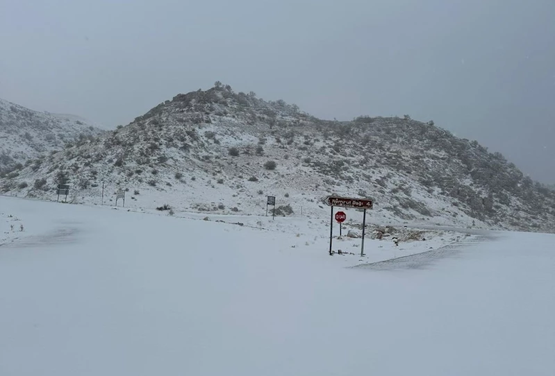 Nemrut Dağı beyazlara büründü 