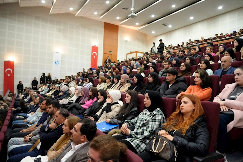 Adıyaman Üniversitesi’nde 24 Kasım Öğretmenler Günü coşkuyla kutlandı 