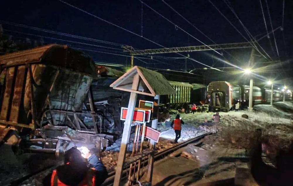 Murmansk yakınlarında meydana gelen tren kazasında yaralı sayısı 31