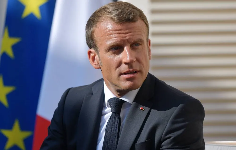 Macron, Putin