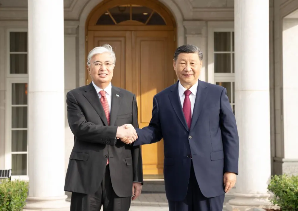 Xi, Çin-Kazakistan ortaklığının benzersizliğini övdü