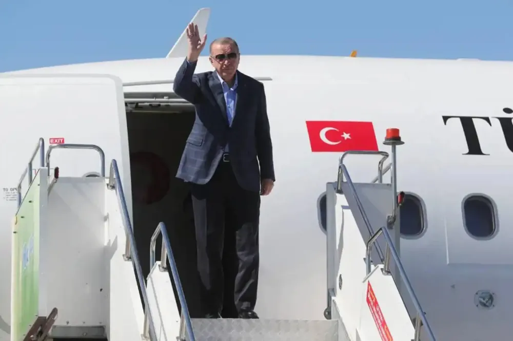 Cumhurbaşkanı Erdoğan Kazakistan ve Azerbaycan