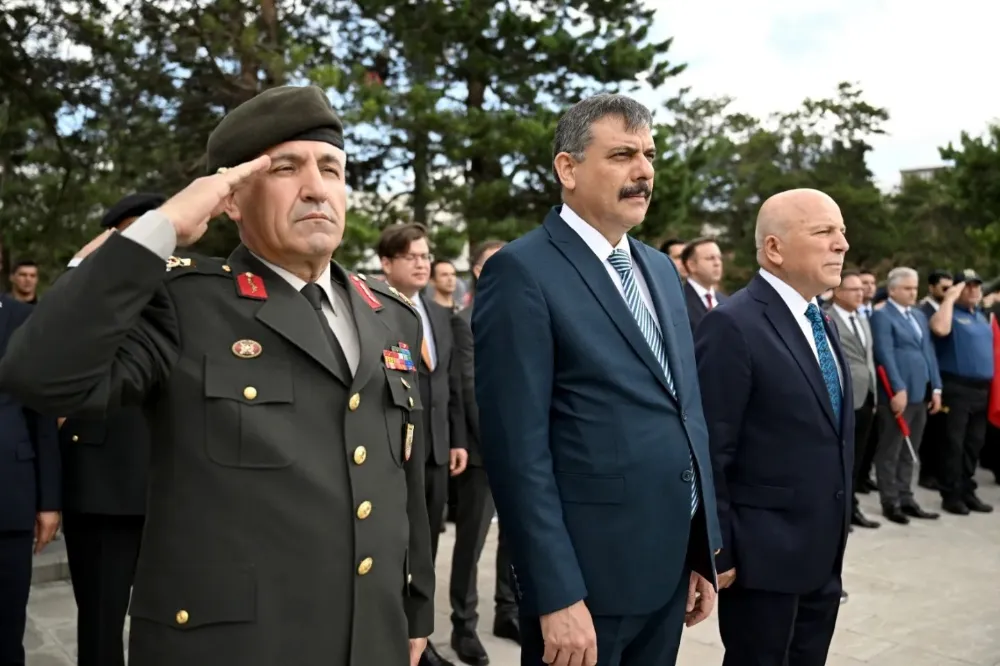 3 Temmuz Gazi Mustafa Kemal Paşa’nın Erzurum’a gelişinin 105. yıl dönümü