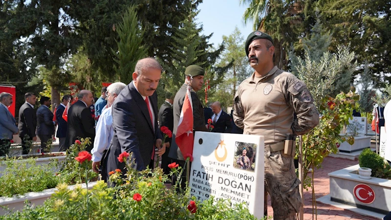 Gaziler Günü’nde şehitlik ziyareti 