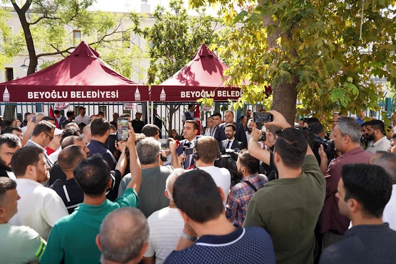 Beyoğlu Belediyesi zorla tahliye edildi: 