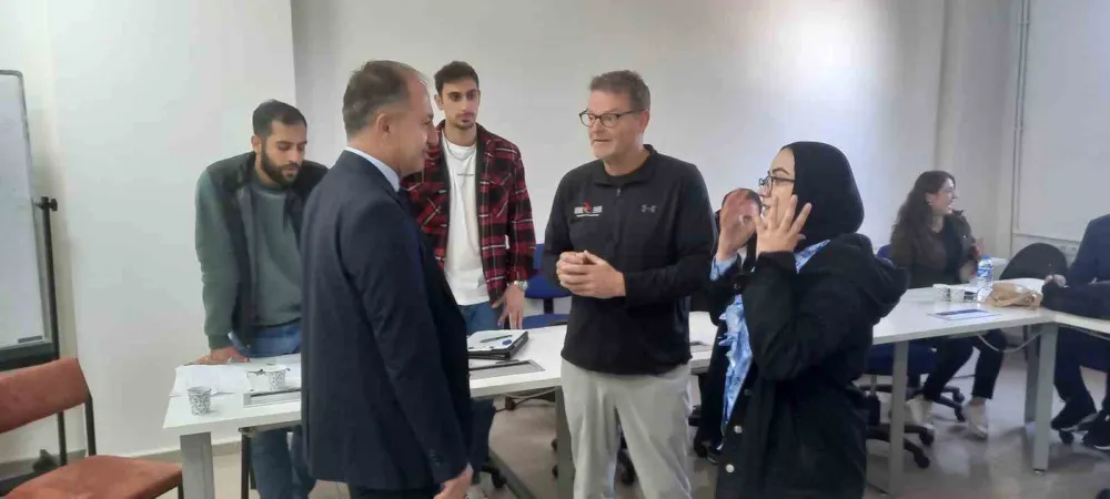 Çakmur’dan antrenör seminerine ziyaret