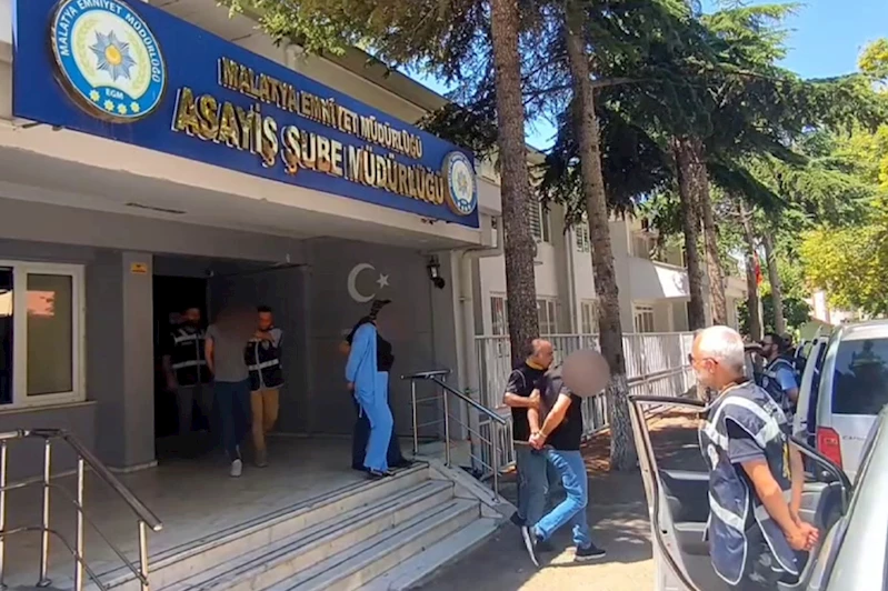 Aranan şahsın cesedi inşaatın temelinde çıktı: 3 tutuklama