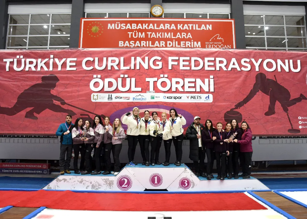 Curlıng Salonunda ince hesaplar…(!)