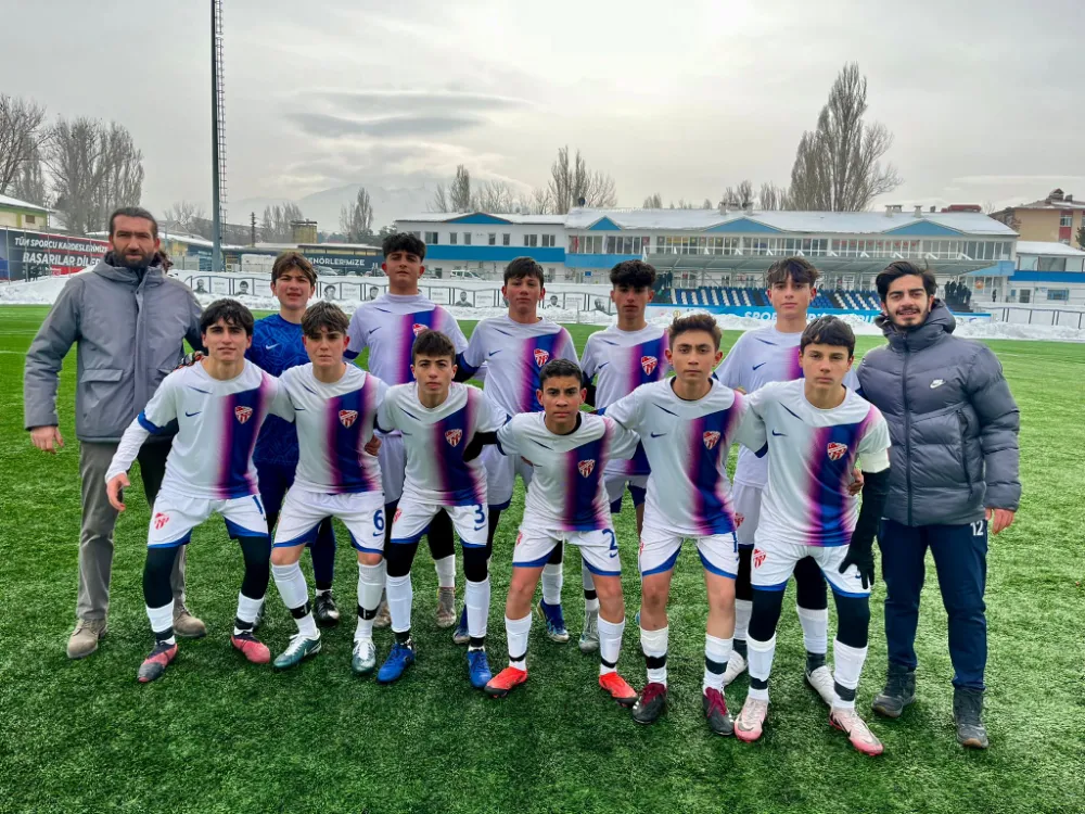 U-15 YAŞ GRUBUNDA FİNALİN ADI HARB-İŞ SPOR - YAKUTİYE SPOR OLDU