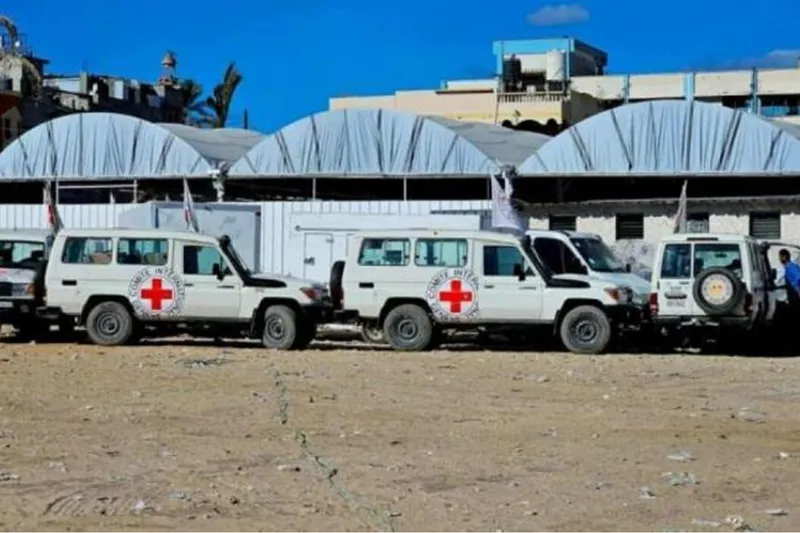 İşgalciler, 45 Gazzelinin cenazesini Kızılhaç