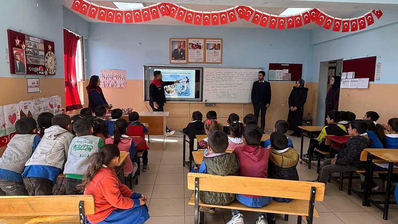 16 Ekim Dünya Gıda Günü kapsamında öğrencilere gıda bilinci aşılandı