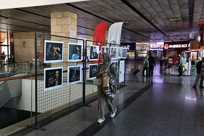 “Kaleiçi Çarşısı’nda Emek ve Alın Teri” sergisi şimdi otobüs terminalinde