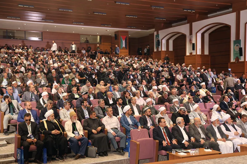 Alimlerden seferberlik çağrısı: Gazze sadece bir coğrafya değil, ümmetin onurudur