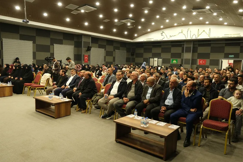 HÜDA PAR Aile Başkanlığı, ‘Son Kale: Aile’ paneli düzenledi