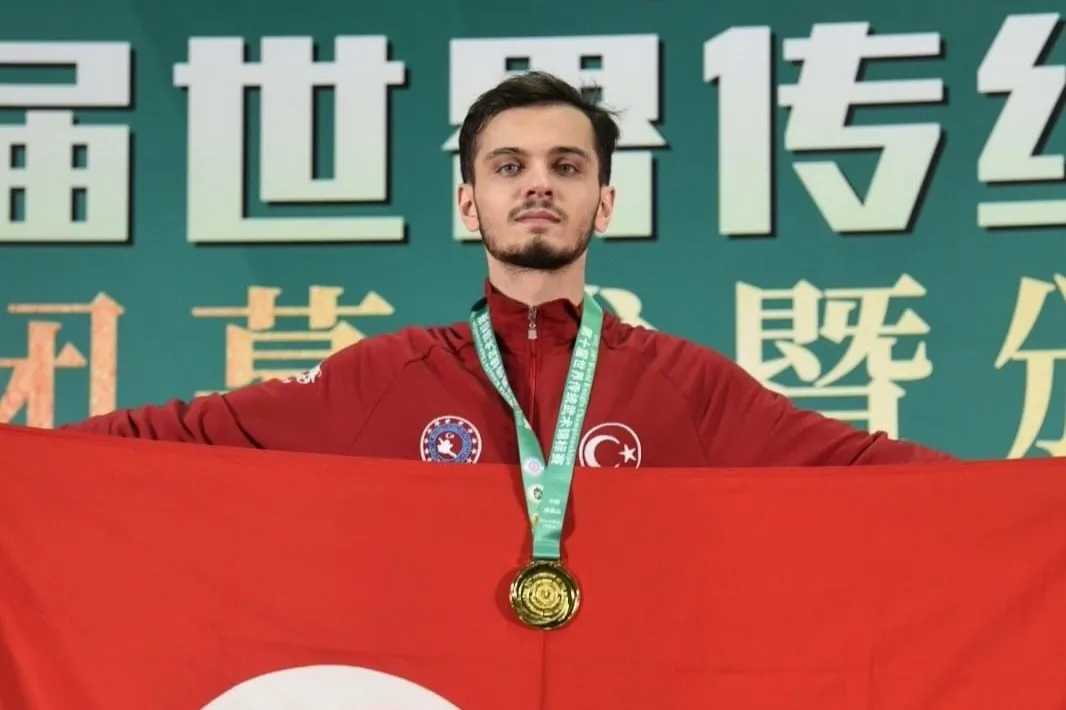 Sakaryalı sporcular Çin’de Dünya Şampiyonu oldu