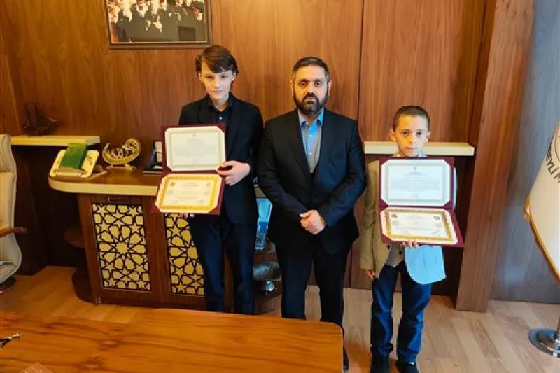 Ukraynalı İsmail ile Mısırlı Musa İstanbul’da hafız oldu