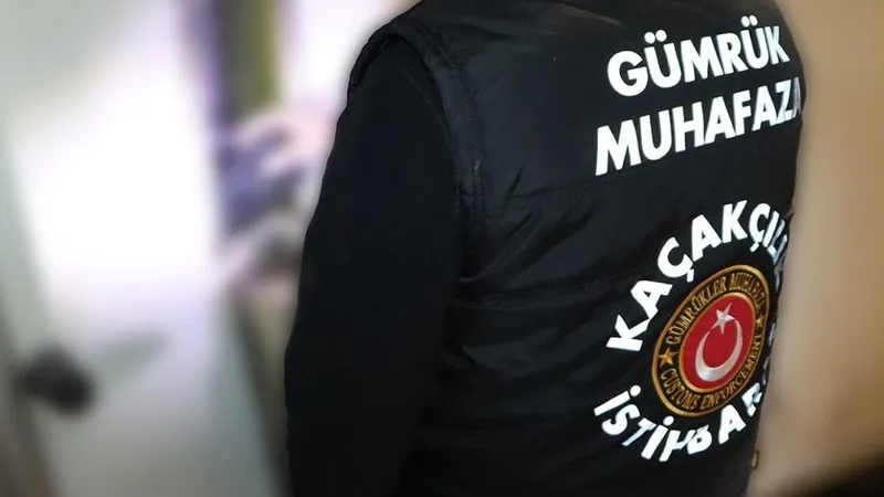 Sınır kapılarında dev operasyon: 1,3 ton uyuşturucu ele geçirildi