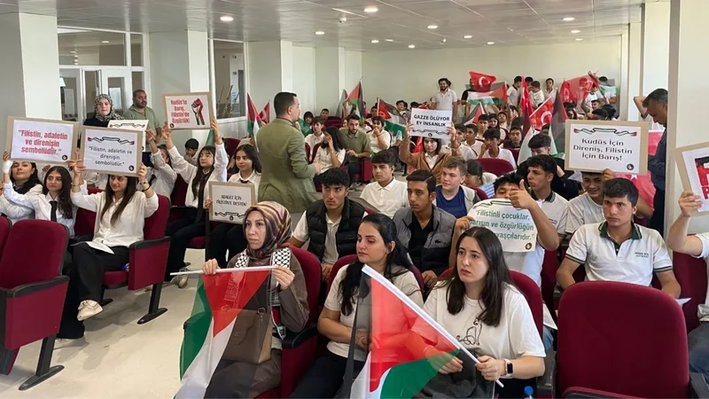 Adıyamanlı öğrencilerden Filistin’e anlamlı destek 