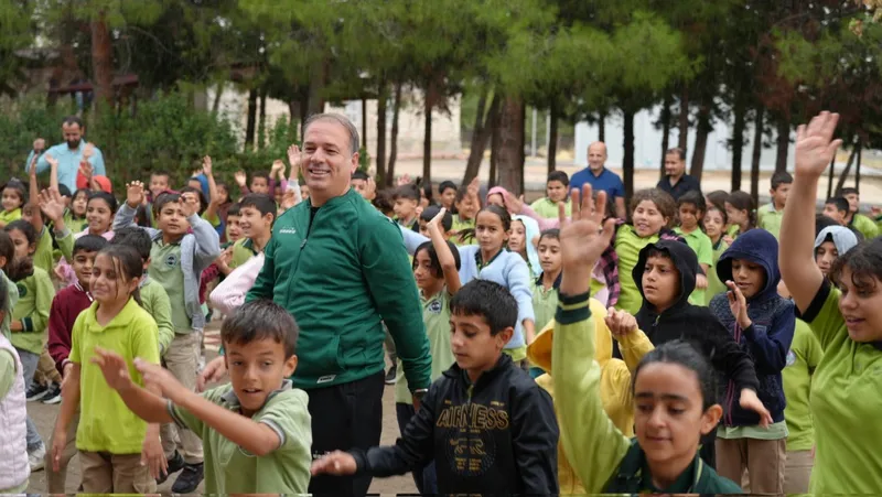 Adıyaman’da öğrenciler güne sporla başlıyor 