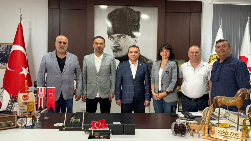 ANTALYA TİMBİR’den AGC Başkanı İdris Taş’a ziyaret