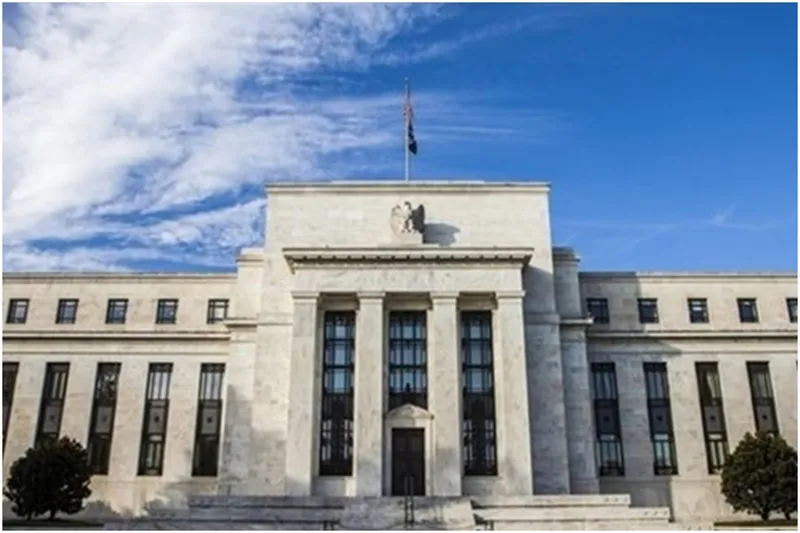 Fed yılın son faiz kararını açıkladı
