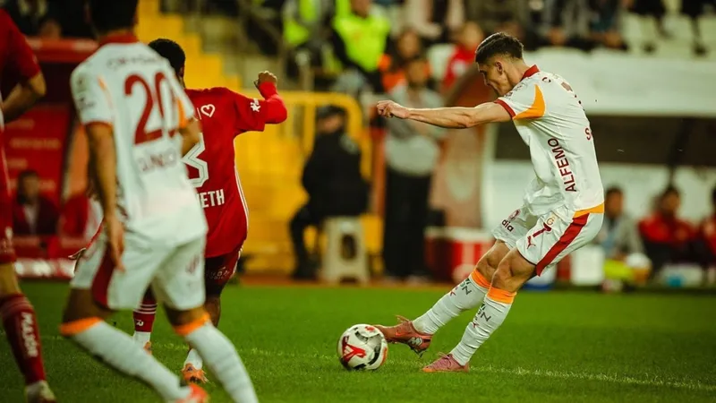 Galatasaray’dan Başakşehir maçı için TFF’ye tarih değişikliği başvurusu 