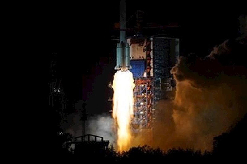 Çin, ileri iletişim teknolojileri için yeni test uydusunu uzaya gönderdi