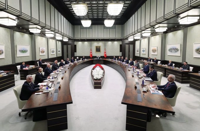 Kabine Toplantısı başladı: Öğretmen ataması ve 