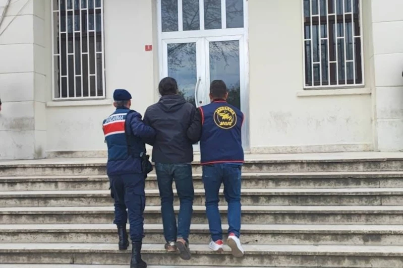 Muhtarlık seçimlerinde kasten öldürme suçundan aranan şahıs yakalandı