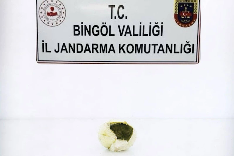 Bingöl’de uyuşturucu operasyonunda 454 gram esrar ele geçirildi