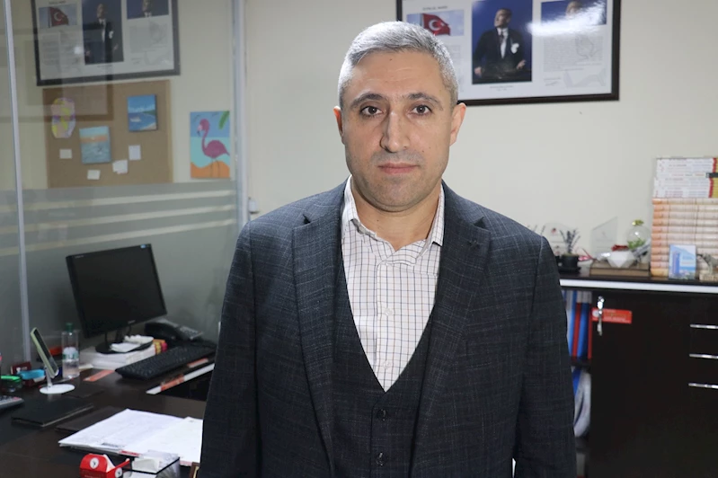 Eğitimci Özçelik: Sınavda başarılı olabilmek için disiplin içerisinde hedefe odaklanılmalı