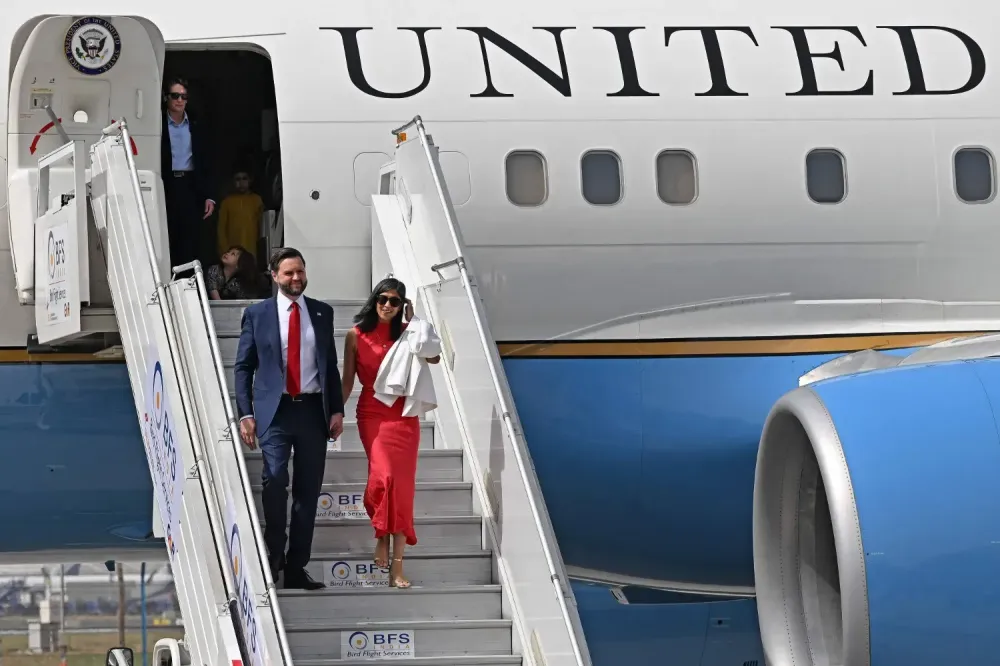  ABD Başkan Yardımcısı Vance gümrük vergilerinin gölgesinde kalan görüşmeler için Hindistan