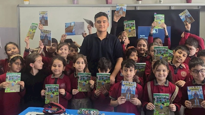Türkiye’nin en genç yazarı Hüseyin Mirhat Coşkun Gaziantepli öğrencilerle buluştu 