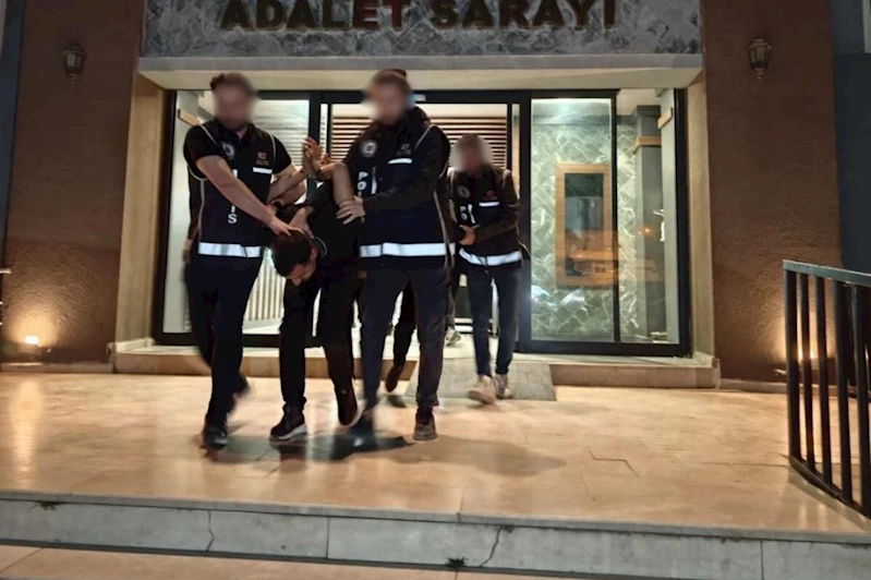 Nusaybin’de polise çarpan sürücü tutuklandı