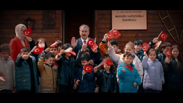 BBP Genel Başkanı Mustafa Destici’nin 23 Nisan sürprizi