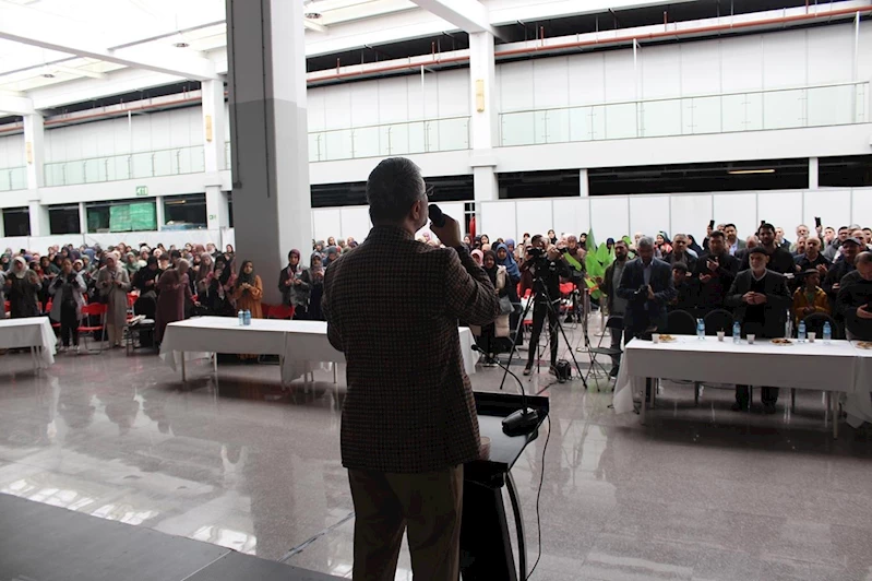 Siyer Vakfı Kurucusu Yıldırım: Ümmet-i Muhammed bozulduğu için insanlık bozuldu