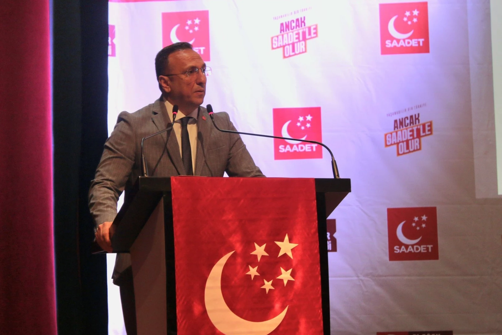 Saadet Partili Tekin