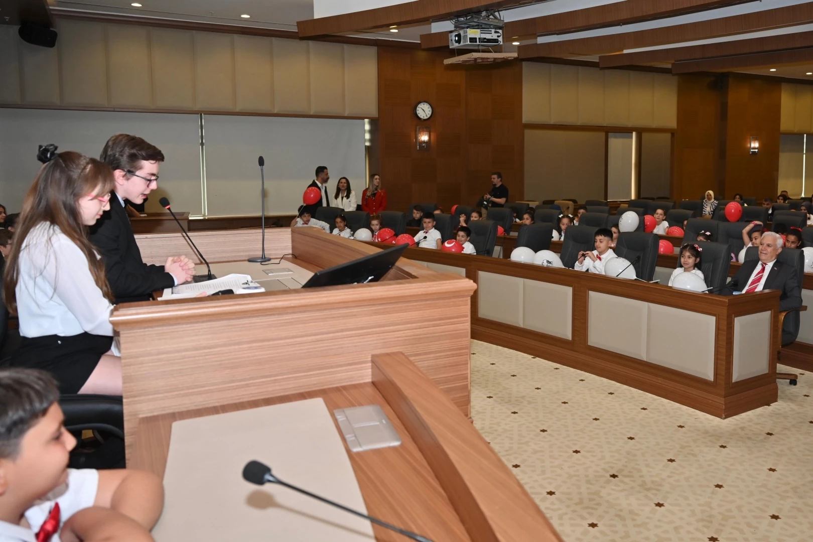 Bursa Büyükşehir Meclisi’nde söz çocukların... Bursa hayallerini paylaştılar