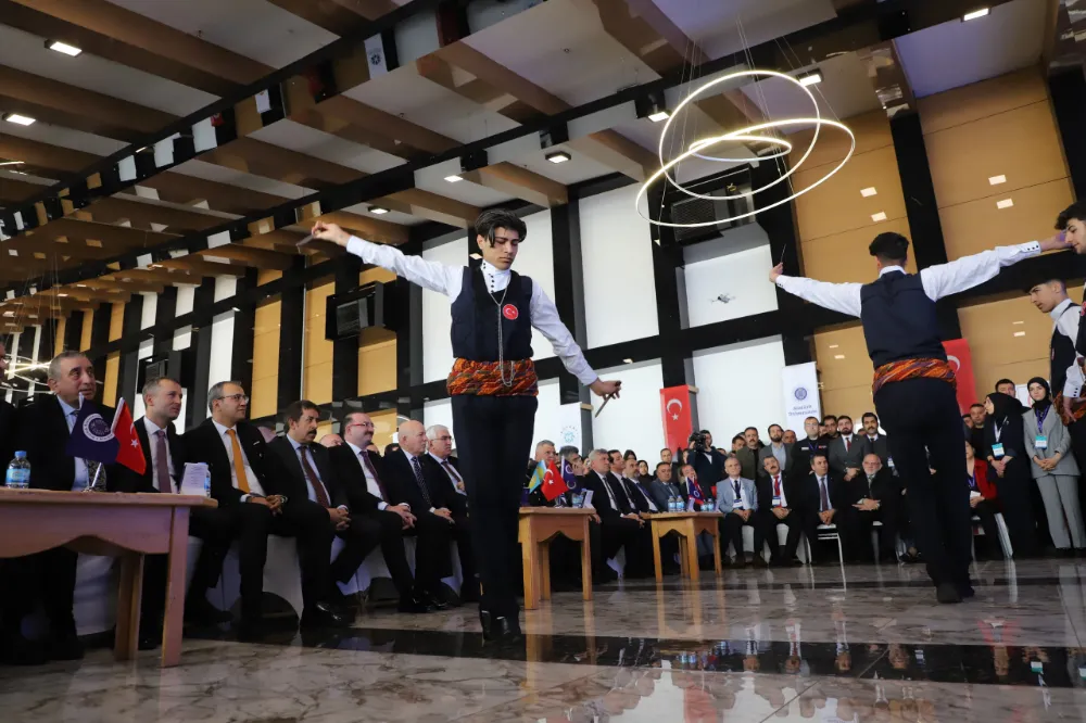 KUDAKAF 2025’te Geleceğin Yol Haritası Çiziliyor: Gençler, Kariyerlerini Atatürk Üniversitesinde Şekillendiriyor