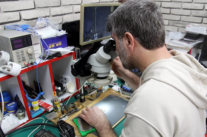 Telefon tamircisinden uyarı: Şişmiş bataryalara dikkat edin!