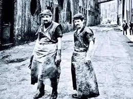 Dabakmısın, İt Bokuna Muhtaçsın!